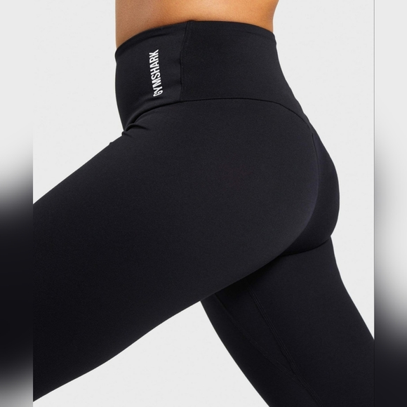 💫TRAINING CROPPED LEGGINGS BLACK | DAMEN GYMSHARK - Picture 5 of 11